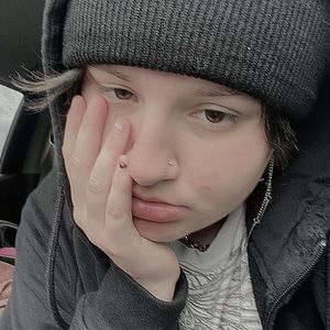 Meet your Posher, Clay